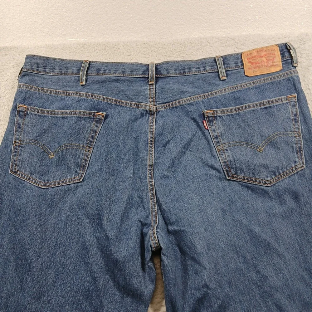 Levi's 550 Relaxed Fit Tapered Leg‎ Jeans Mens 50x30 Medium Wash Blue Denim EUC